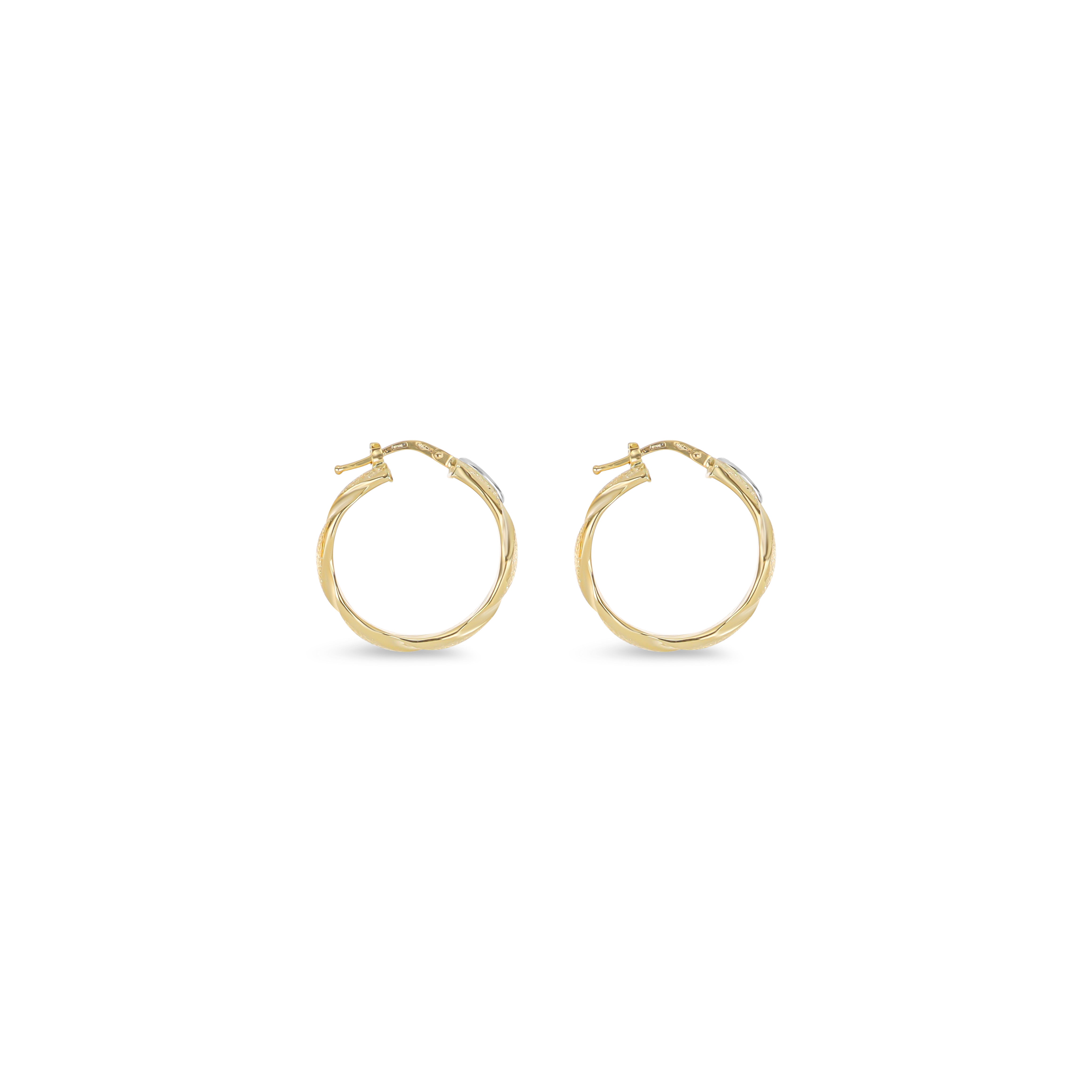 Orecchino tubo satinato 18KT